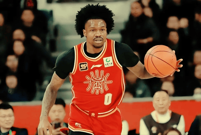 正式签约阿列克谢-施韦德，助力球队冲冠