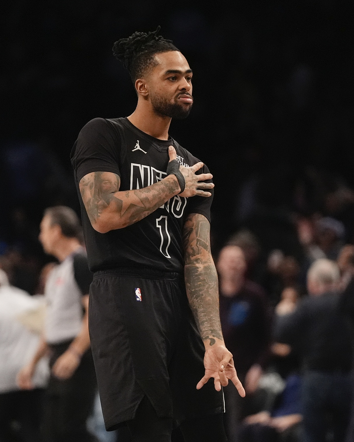 篮网力克猛龙，东部领先优势扩大