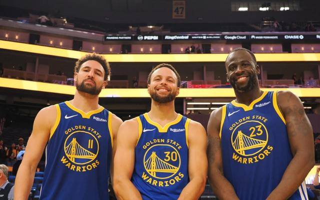 开运体育官网入口-勇士客场擒骑士，汤普森20+8