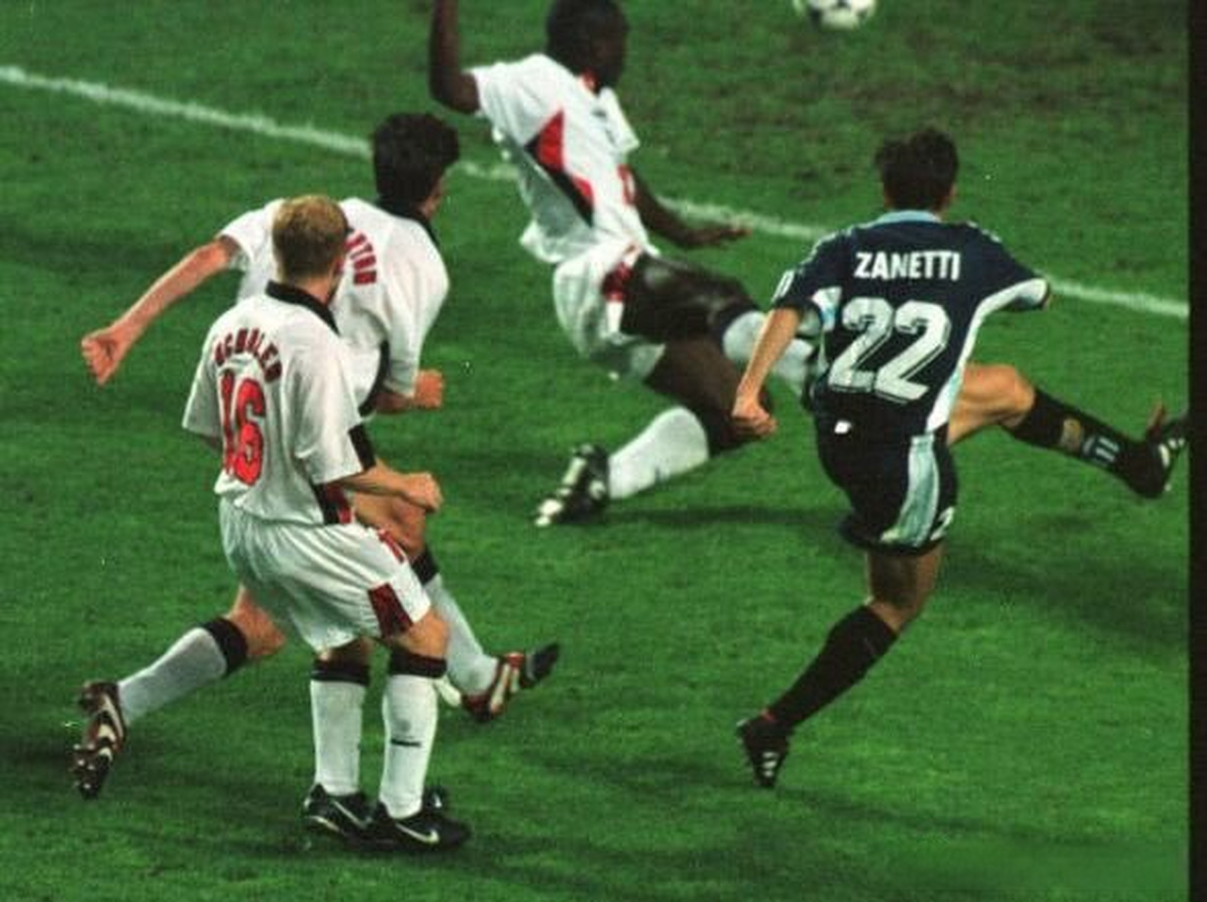 开运体育亚洲官网-英格兰客场失利荷兰，小组第三的位置岌岌可危的简单介绍