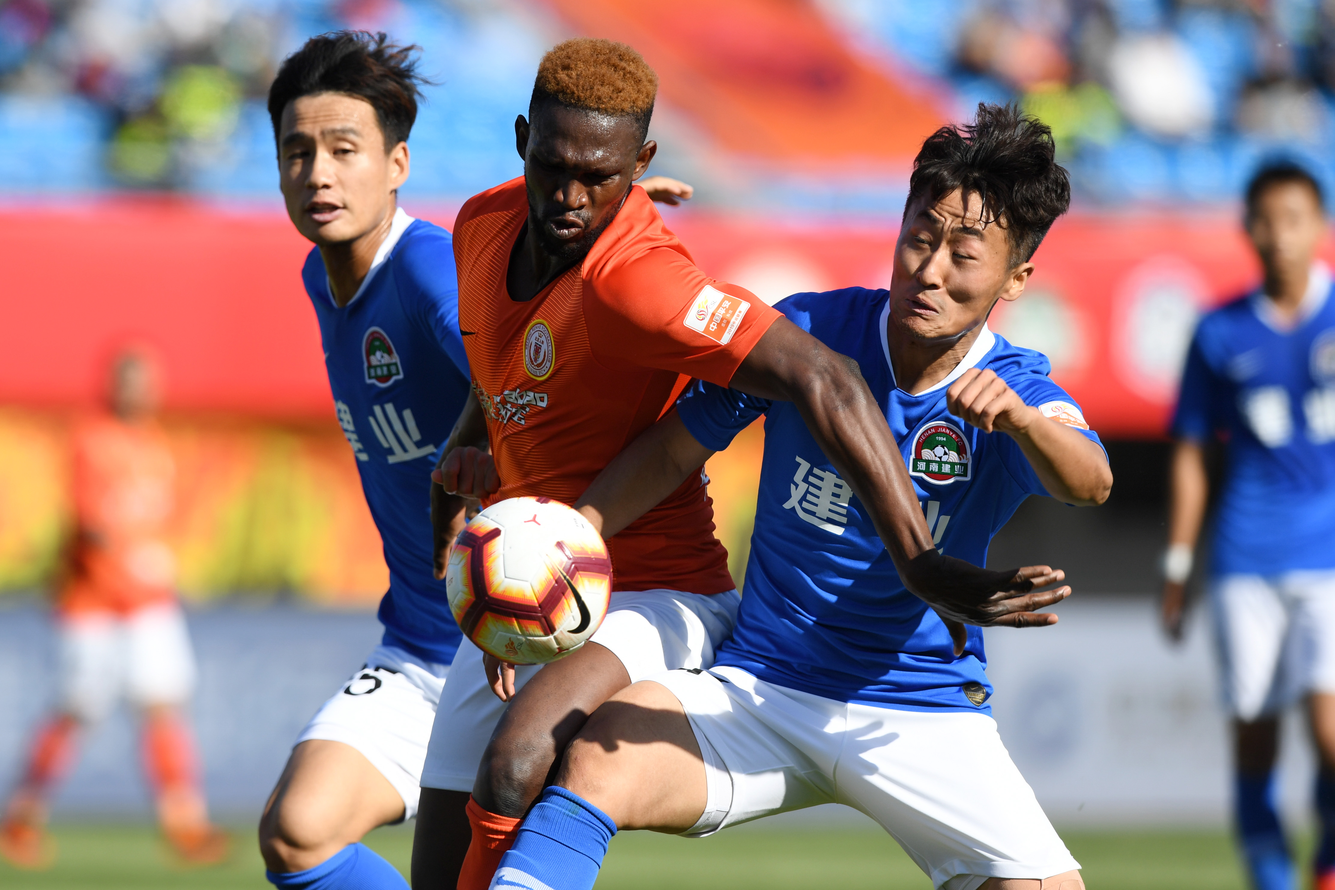 开运体育直播-建业在主场不敌对手，积分榜境况不佳的简单介绍