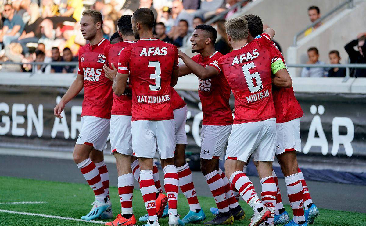 包含瓦伦西亚逆袭主场取胜，反客为主势不减的词条