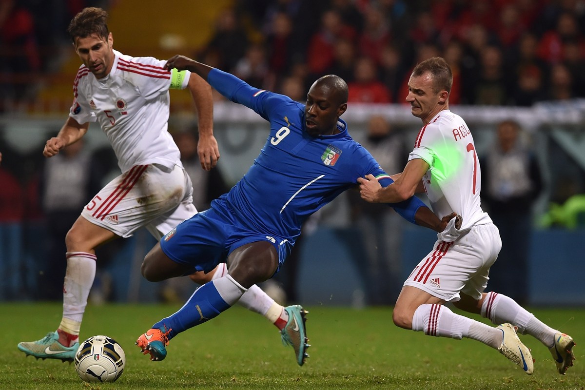 明尼亚在欧洲杯资格赛中实现奇迹