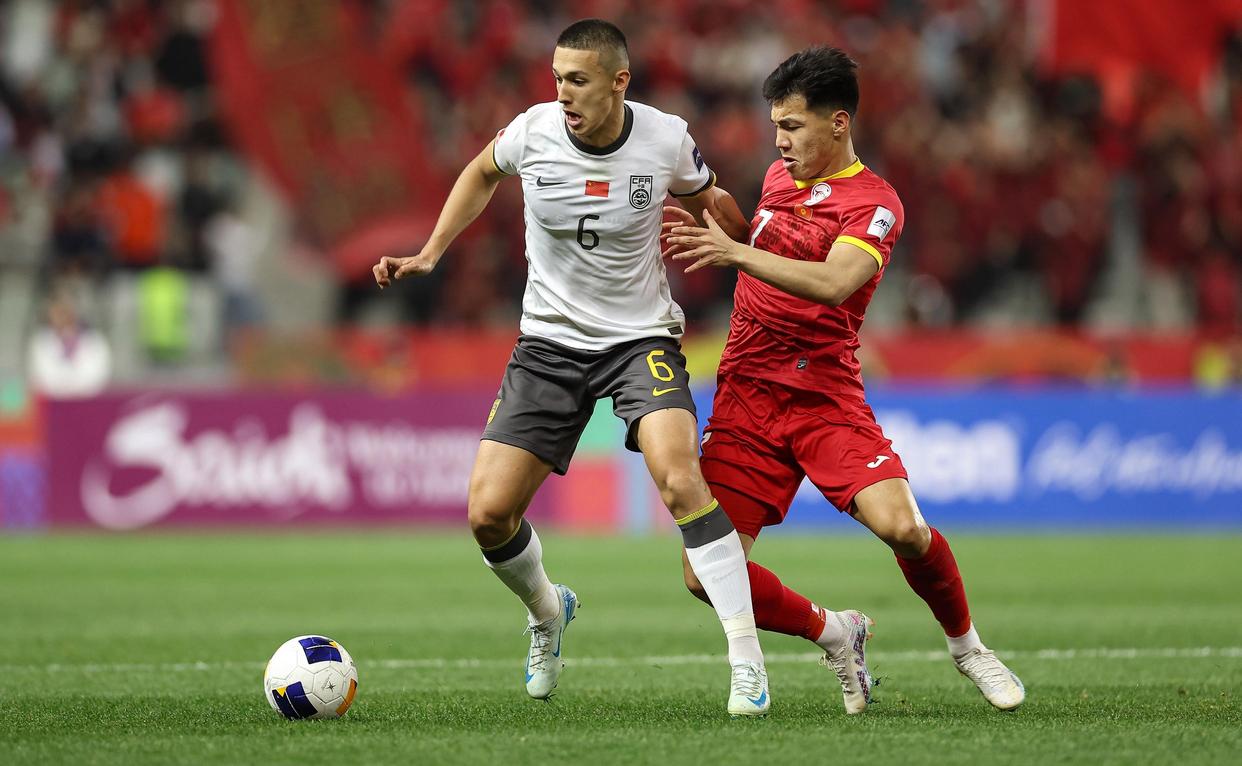 年轻球员频创佳绩，越来越受关注