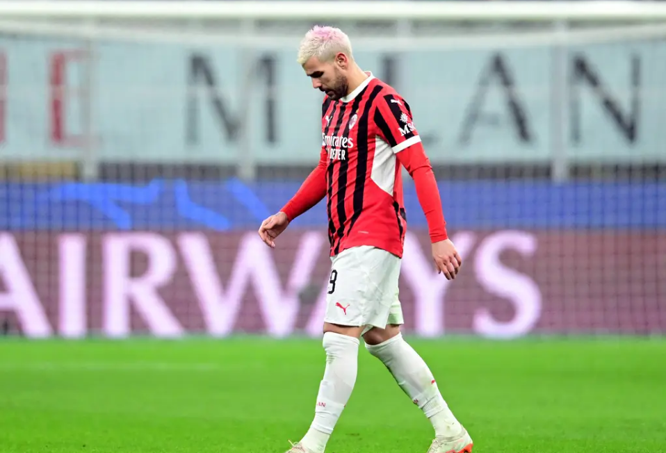 关于AC米兰后防连续两轮零封,球队防线表现稳固的信息 关于AC米兰后防连续两轮零封,球队防线表现稳固的信息