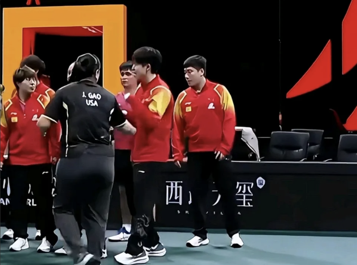 包含球员们的出色表现和团队配合成就了一场场精彩对决的词条 包含球员们的出色表现和团队配合成就了一场场精彩对决的词条